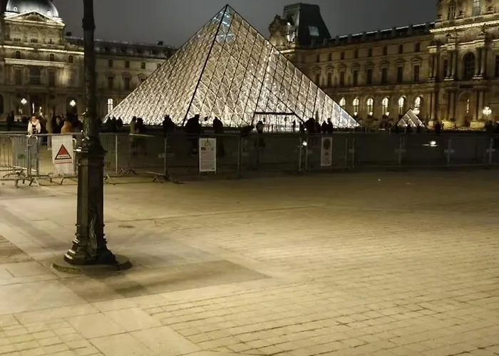 Cosy Appartement Next To Louvre