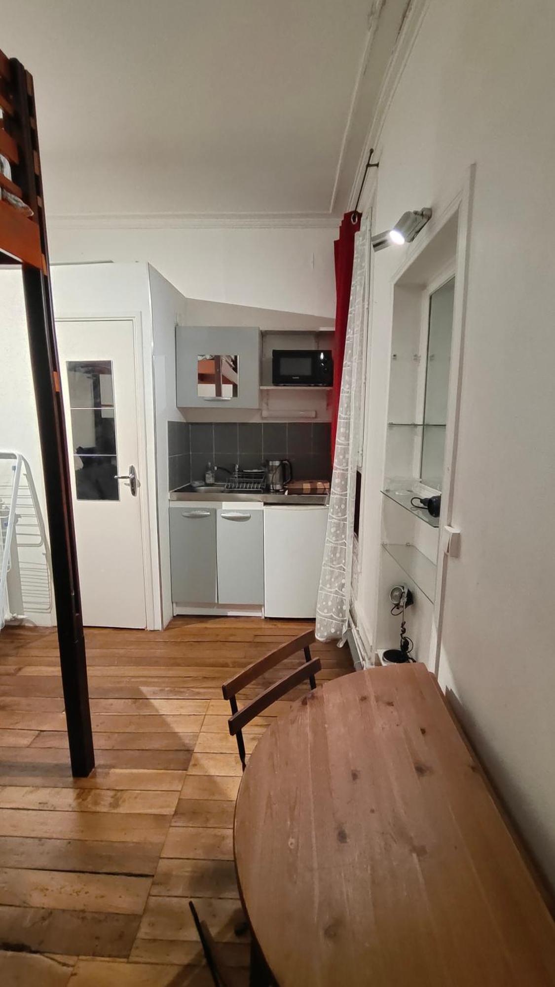 Apartment Cosy Next To Louvre *